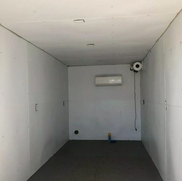 20 ft Insulated Shipping container Greenhouse - Image 2