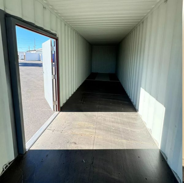 40ft shipping container with man door - Image 2